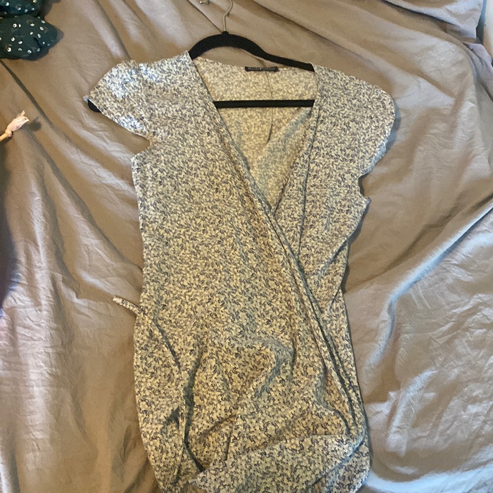 brandy melville blue floral robbie dress